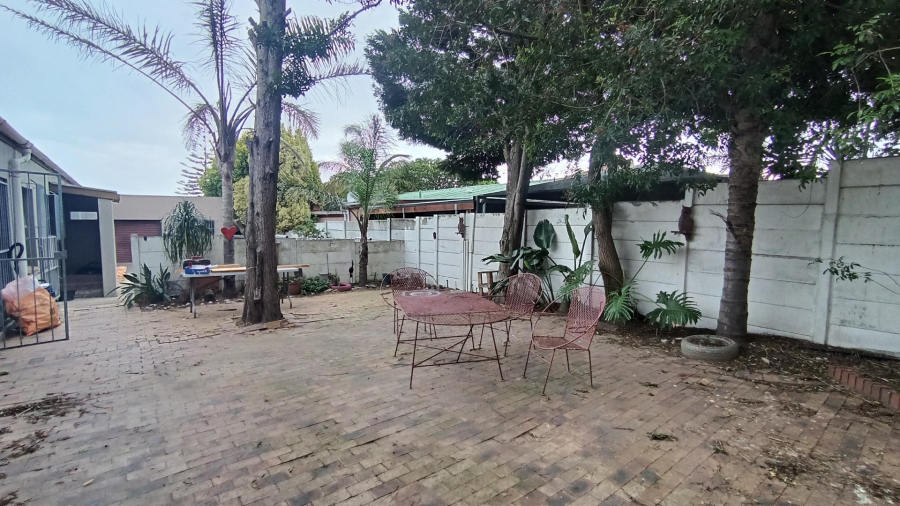 4 Bedroom Property for Sale in Ruwari Western Cape